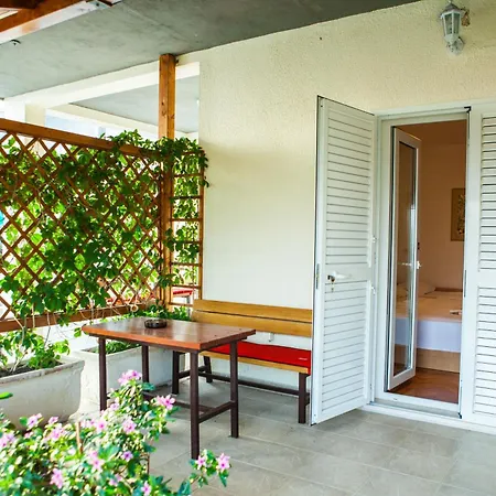 Zina Apartmants 아파트