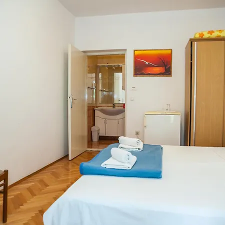아파트 Zina Apartmants *